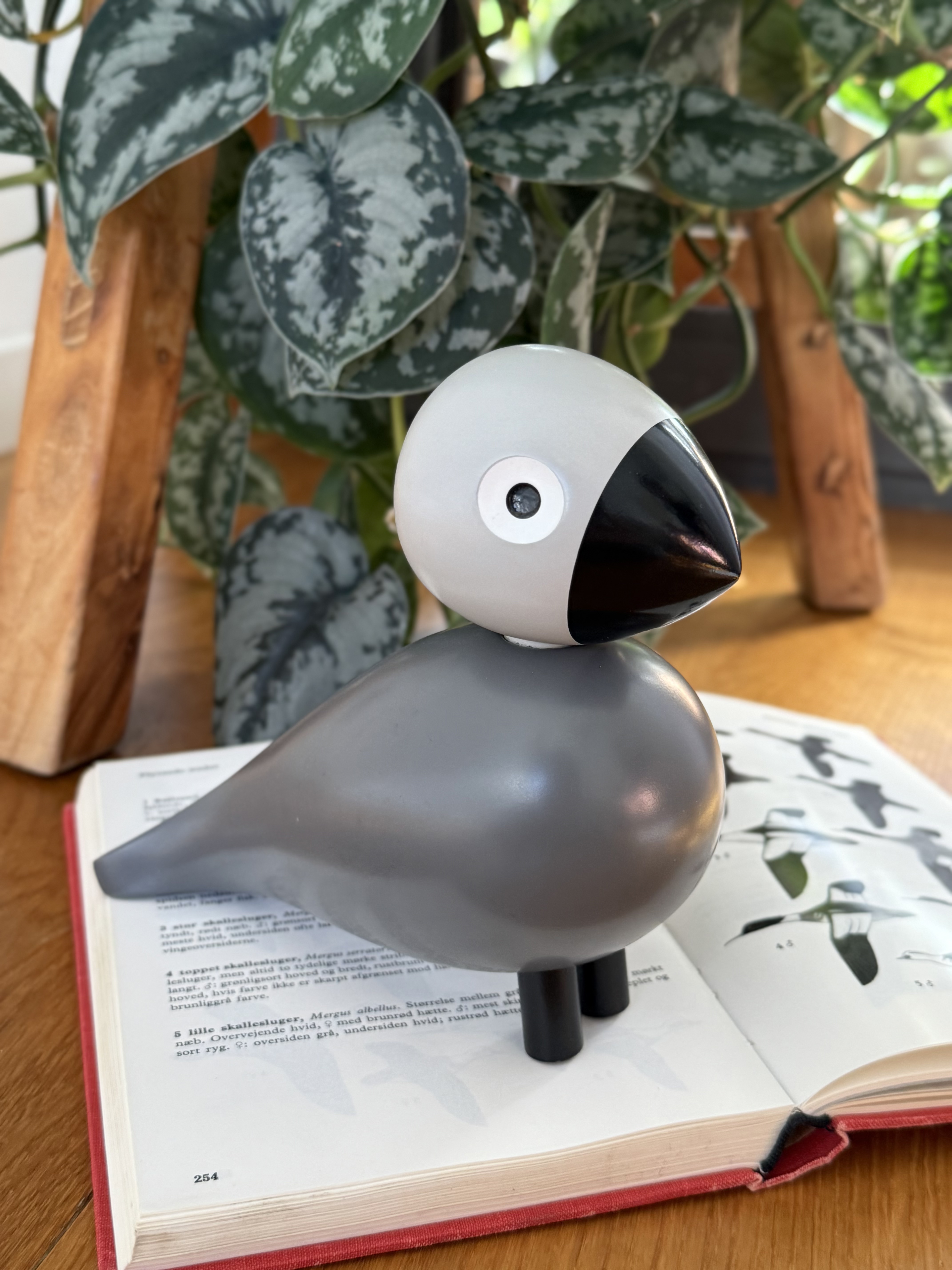 Mid century Scandinavian figurine - Ernst Songbird from Songbirds Series by Kay Bojesen, Denmark