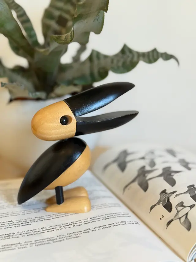 וינטג׳ ורטרו בדנמרק — פסלון שקנאי לוסי כאס. Figurine, יד שניה מקופנהגן | דייניש | Field Notes & Finds