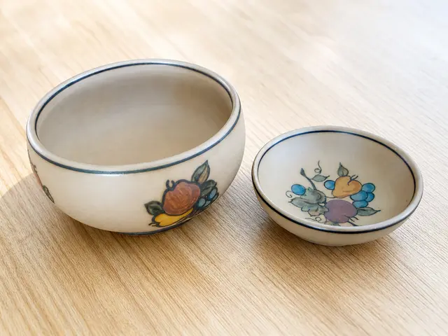 וינטג׳ ורטרו בדנמרק — קערות אבן של ל. יורט. Kitchenware, יד שניה מקופנהגן | דייניש | Field Notes & Finds