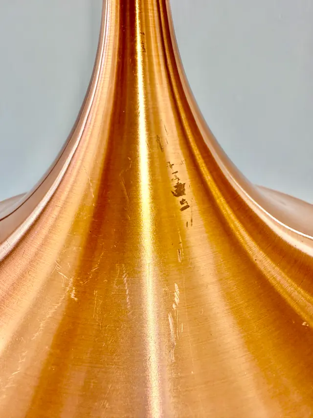 וינטג׳ ורטרו בדנמרק — מנורת תלייה 'Golden Pink' מאת Strini Belysning. Lighting, יד שניה מקופנהגן | דייניש | Field Notes & Finds