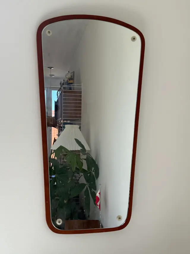 וינטג׳ ורטרו בדנמרק — מראה טיק אמצע המאה. Decor, יד שניה מקופנהגן | דייניש | Field Notes & Finds