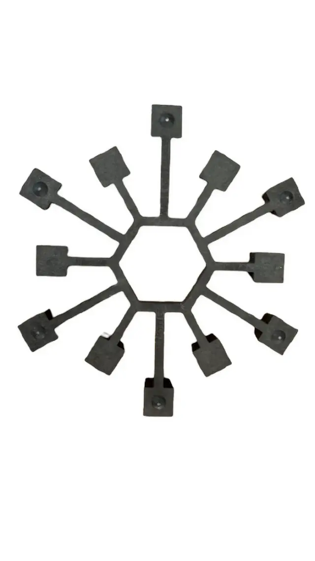 וינטג׳ ורטרו בדנמרק — פמוט ברזל דני. Candle Holder, יד שניה מקופנהגן | דייניש | Field Notes & Finds