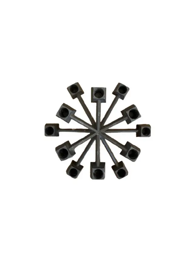 וינטג׳ ורטרו בדנמרק — פמוט ברזל דני. Candle Holder, יד שניה מקופנהגן | דייניש | Field Notes & Finds