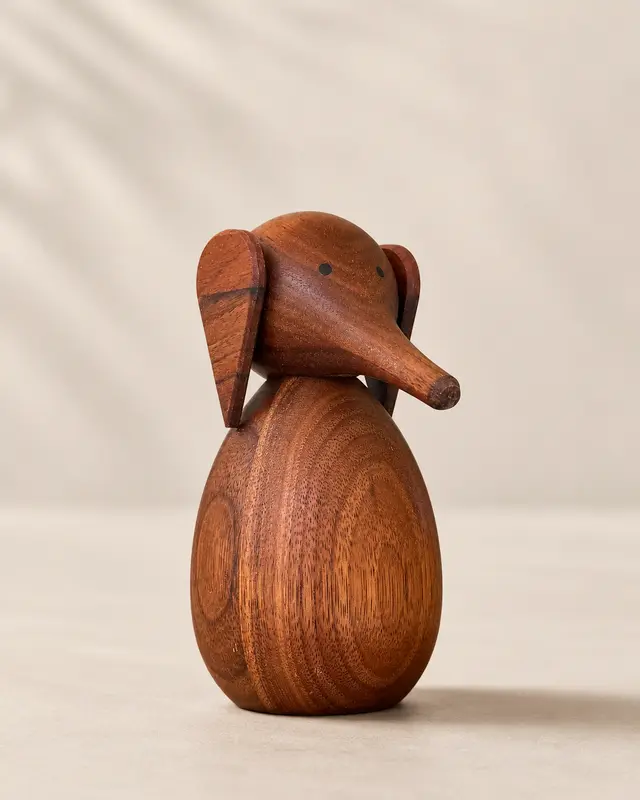 וינטג׳ ורטרו בדנמרק — פסלון פיל מעץ. Figurine, יד שניה מקופנהגן | דייניש | Field Notes & Finds