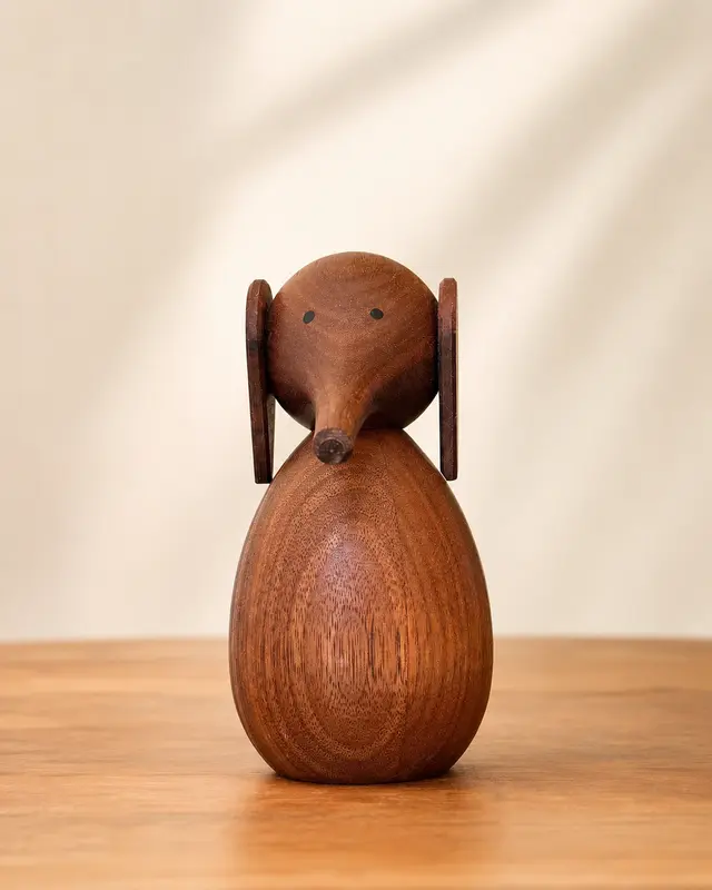 וינטג׳ ורטרו בדנמרק — פסלון פיל מעץ. Figurine, יד שניה מקופנהגן | דייניש | Field Notes & Finds