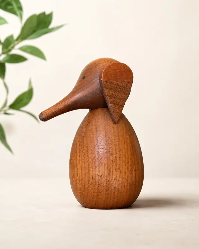 וינטג׳ ורטרו בדנמרק — פסלון פיל מעץ. Figurine, יד שניה מקופנהגן | דייניש | Field Notes & Finds